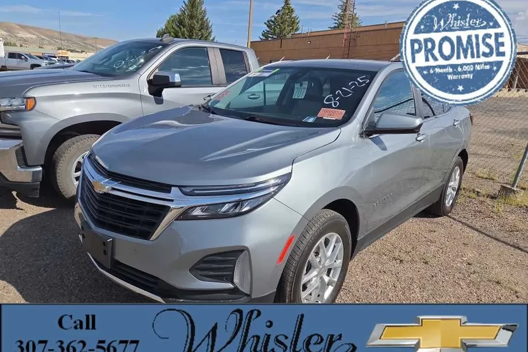 2023 Chevrolet Equinox LT photo 1