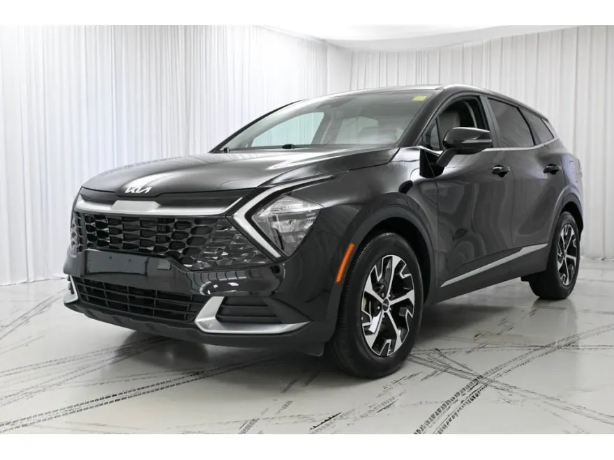 2023 Kia Sportage EX photo 1