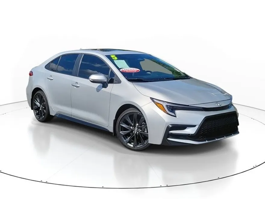 2025 Toyota Corolla XSE photo 1