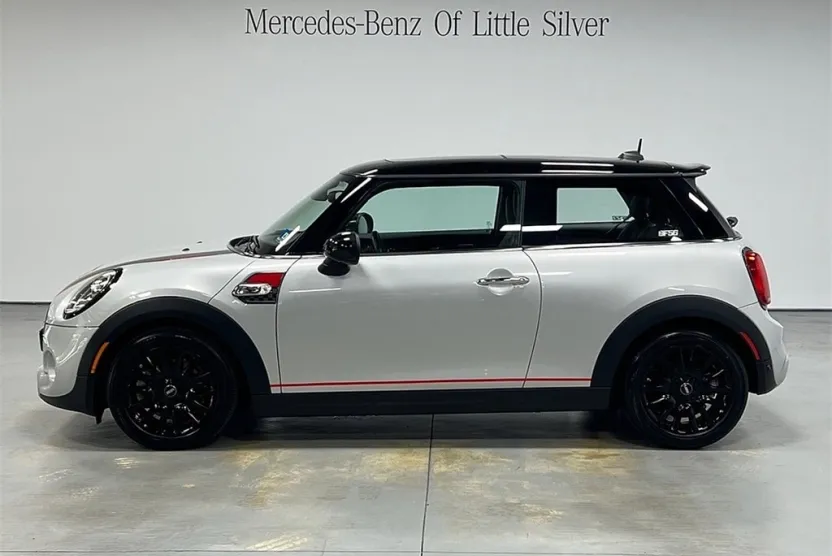 2019 Mini Cooper 2 Door Hardtop S photo 1