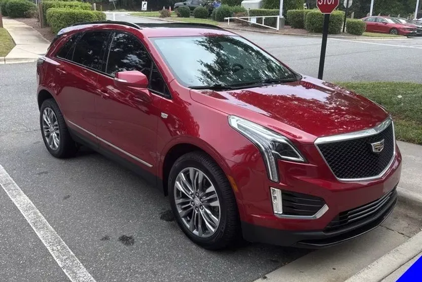 2020 Cadillac XT5 Sport photo 1