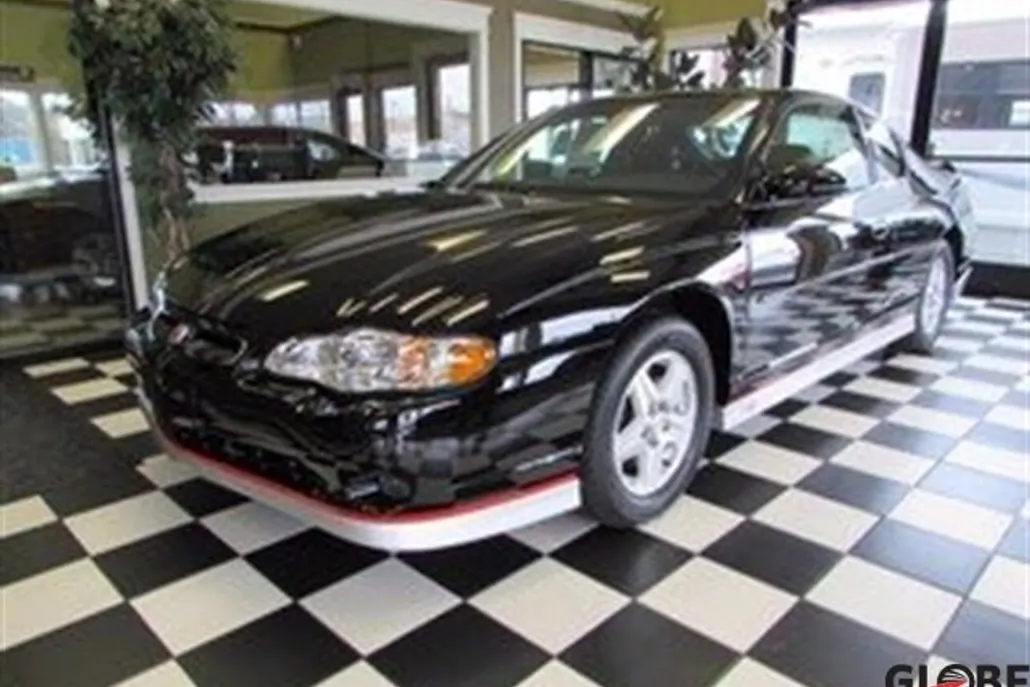 2002 Chevrolet Monte Carlo SS photo 1