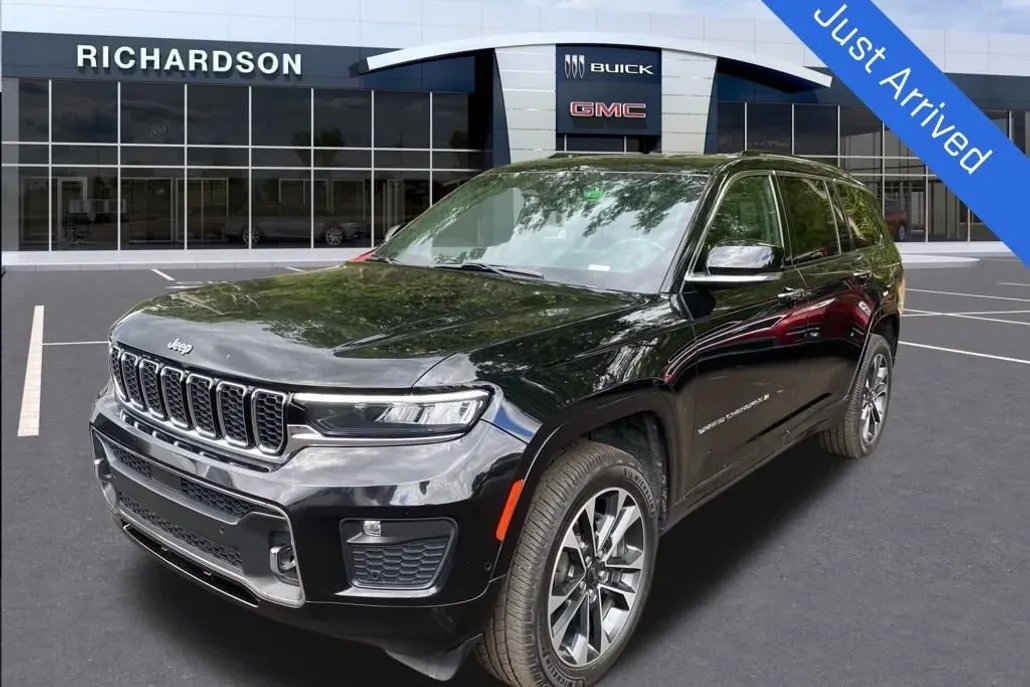 2021 Jeep Grand Cherokee Overland photo 1