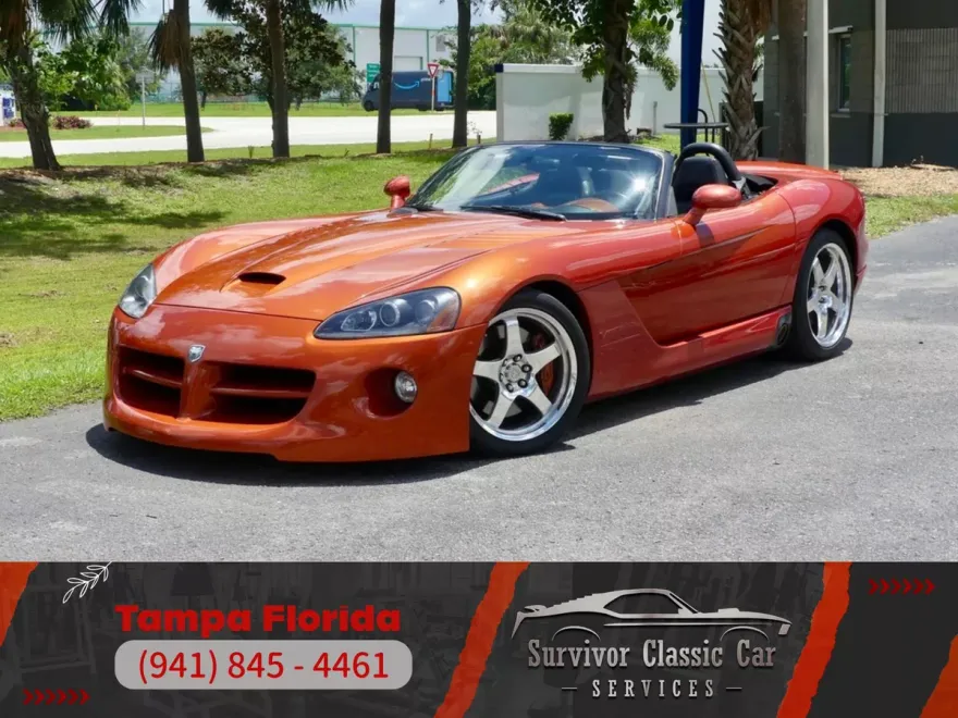 2005 Dodge Viper SRT10 photo 1