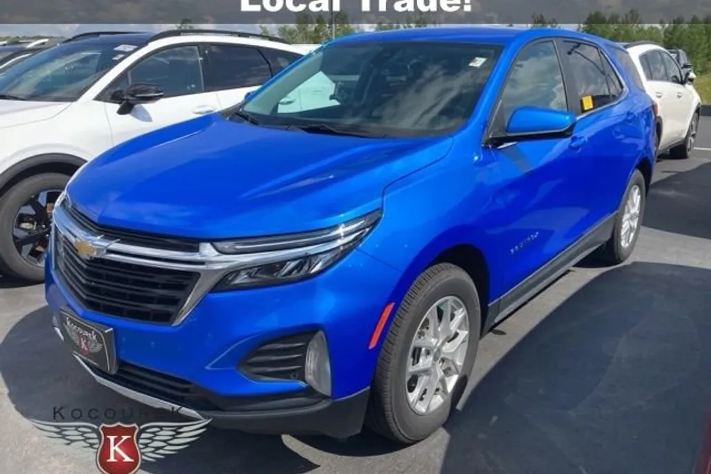 2024 Chevrolet Equinox LT photo 1