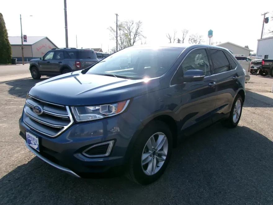2018 Ford Edge SEL photo 1