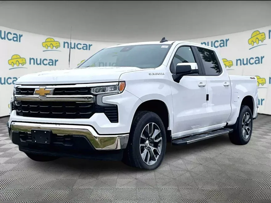 2025 Chevrolet Silverado 1500 LT photo 1