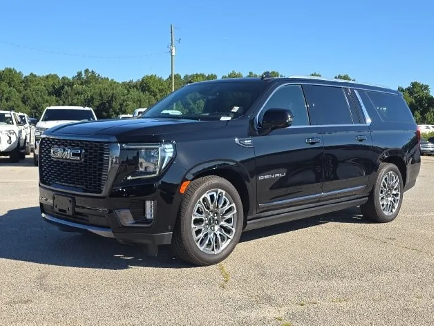 2023 Gmc Yukon XL Denali Ultimate photo 1