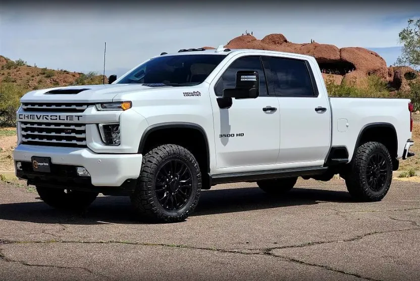 2022 Chevrolet Silverado 3500HD High Country photo 1