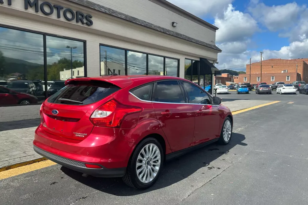 2012 Ford Focus Titanium photo 1