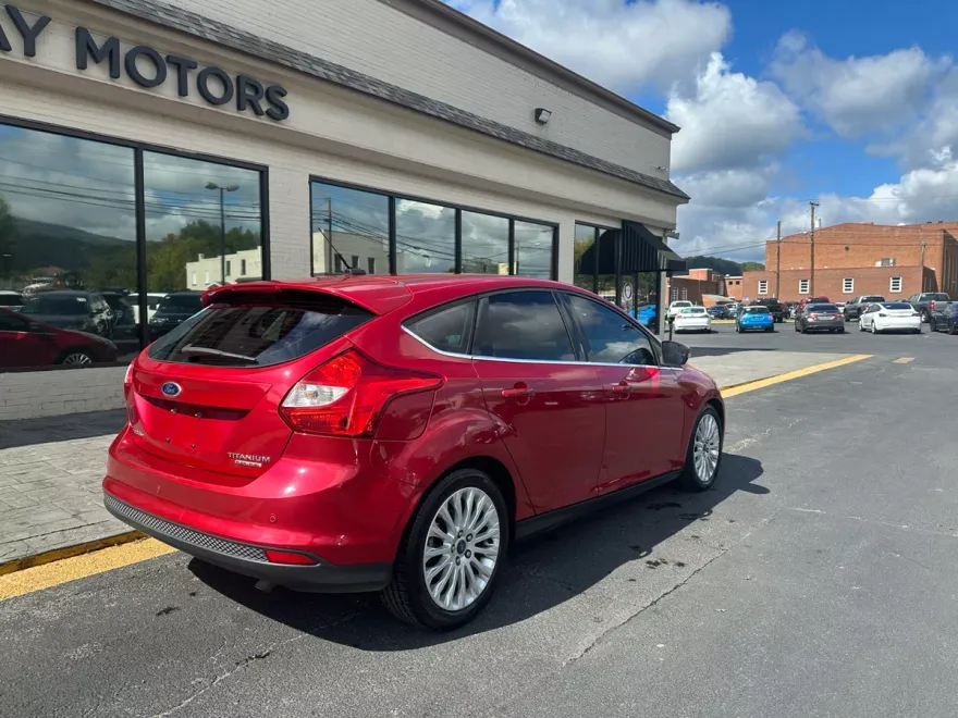 2012 Ford Focus Titanium photo 1
