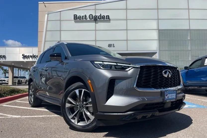 2025 Infiniti QX60 Luxe photo 1
