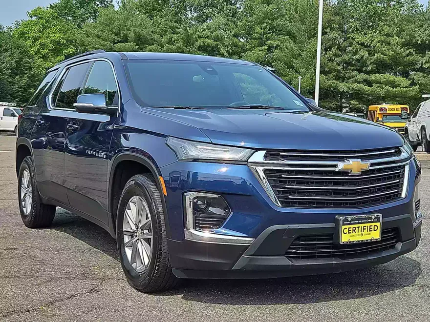 2023 Chevrolet Traverse Leather photo 1