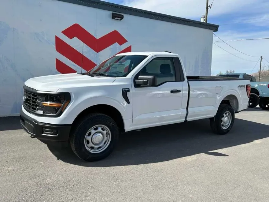 2025 Ford F-150 XL photo 1