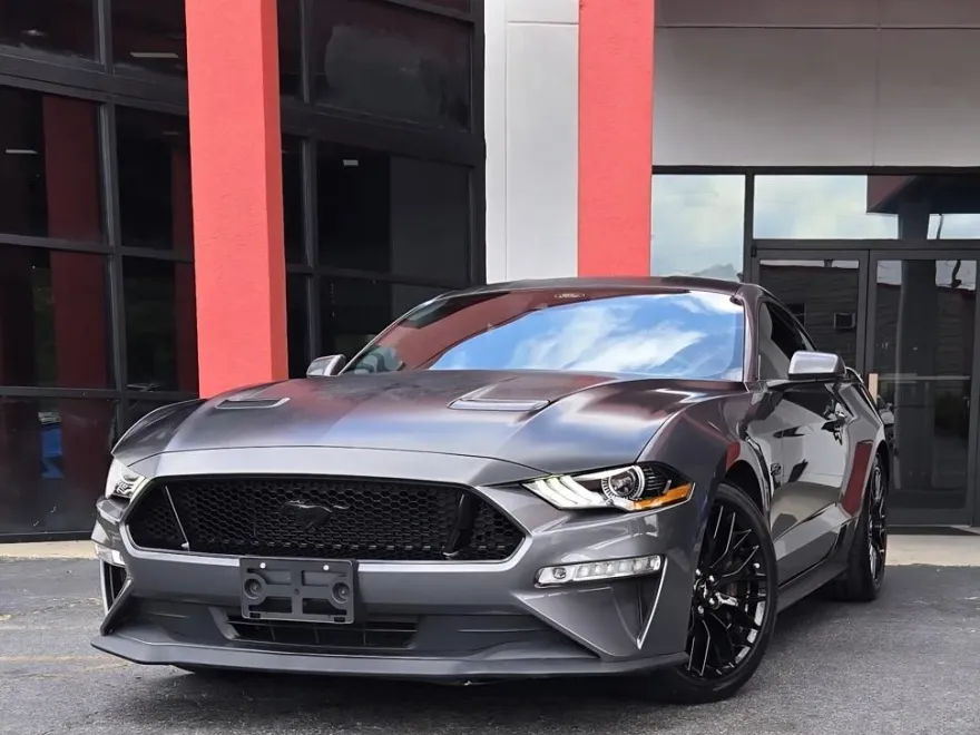 2021 Ford Mustang GT Premium photo 1