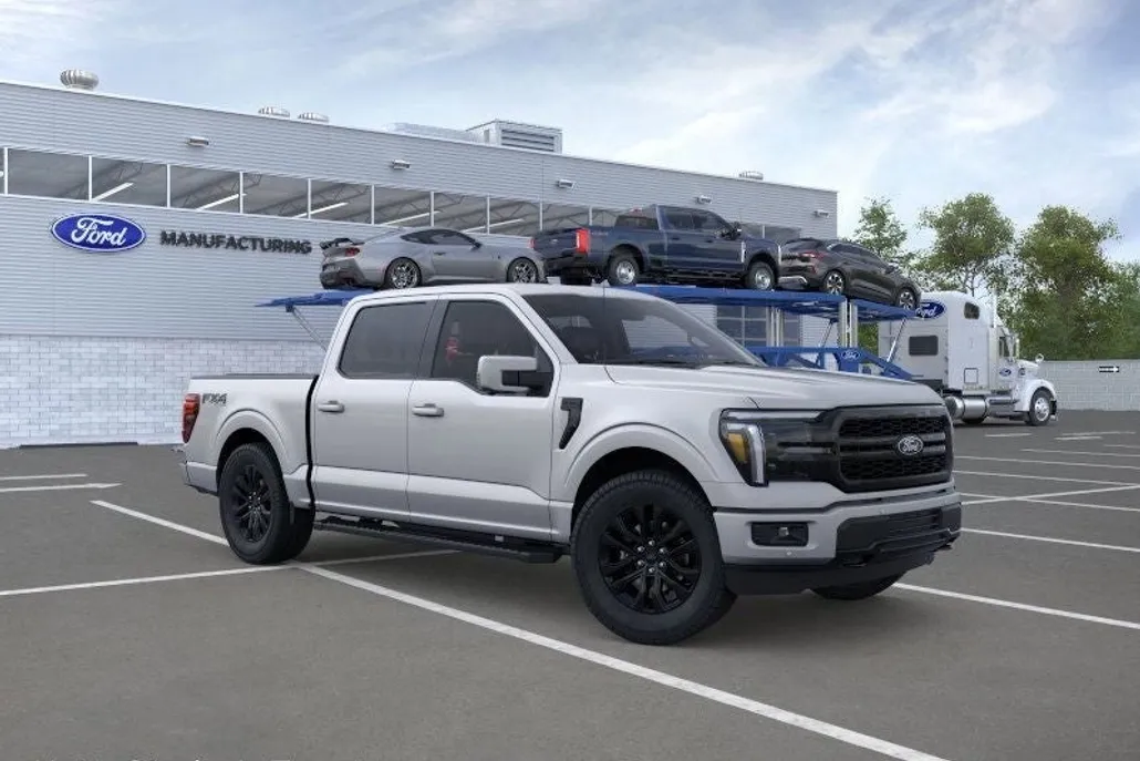 2025 Ford F-150 Lariat photo 1