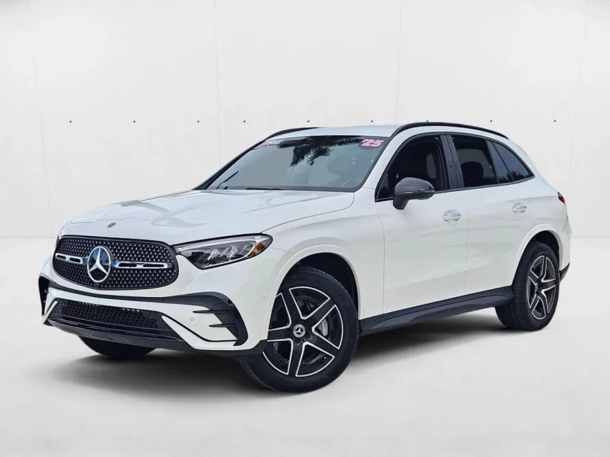 2025 Mercedes Benz GLC 4MATIC photo 1