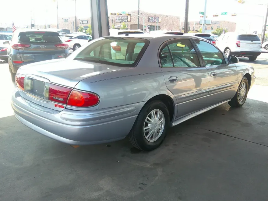 2005 Buick LeSabre Custom photo 1
