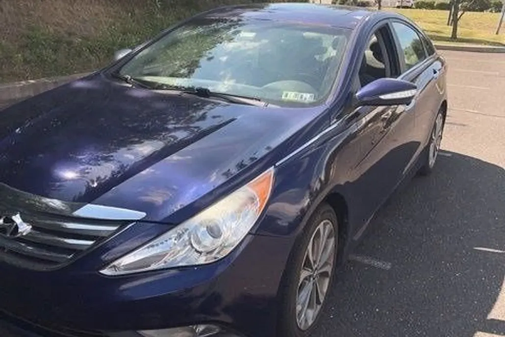 2014 Hyundai Sonata SE photo 1