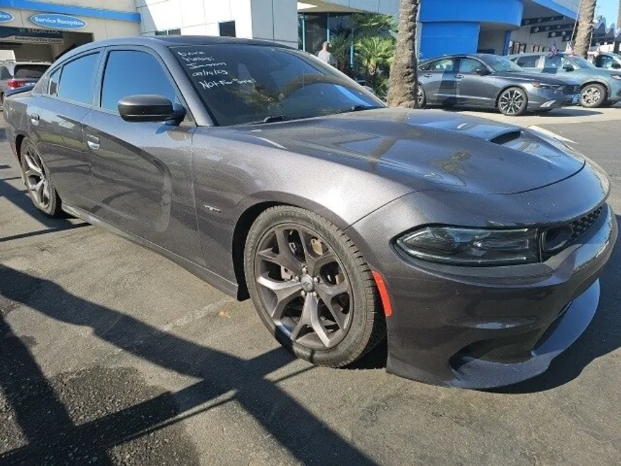 2019 Dodge Charger R/T photo 1