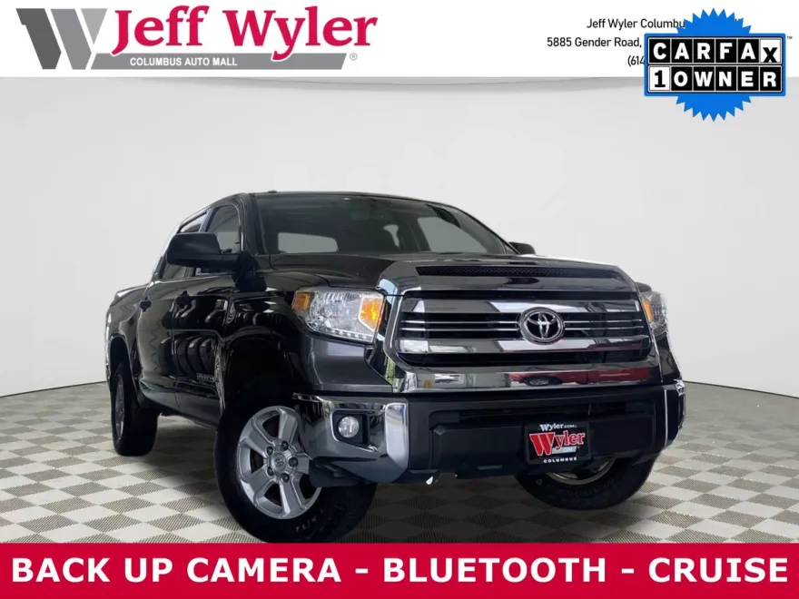 2016 Toyota Tundra CrewMax SR5 photo 1