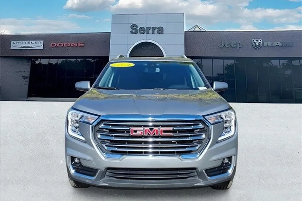 2024 Gmc Terrain SLT photo 1