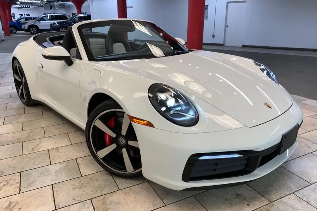 2020 Porsche 911 4S Cabriolet photo 1