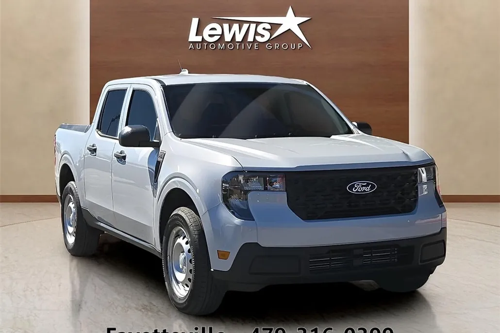 2025 Ford Maverick XL photo 1
