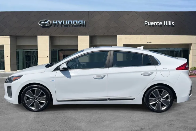 2018 Hyundai Ioniq Limited photo 1