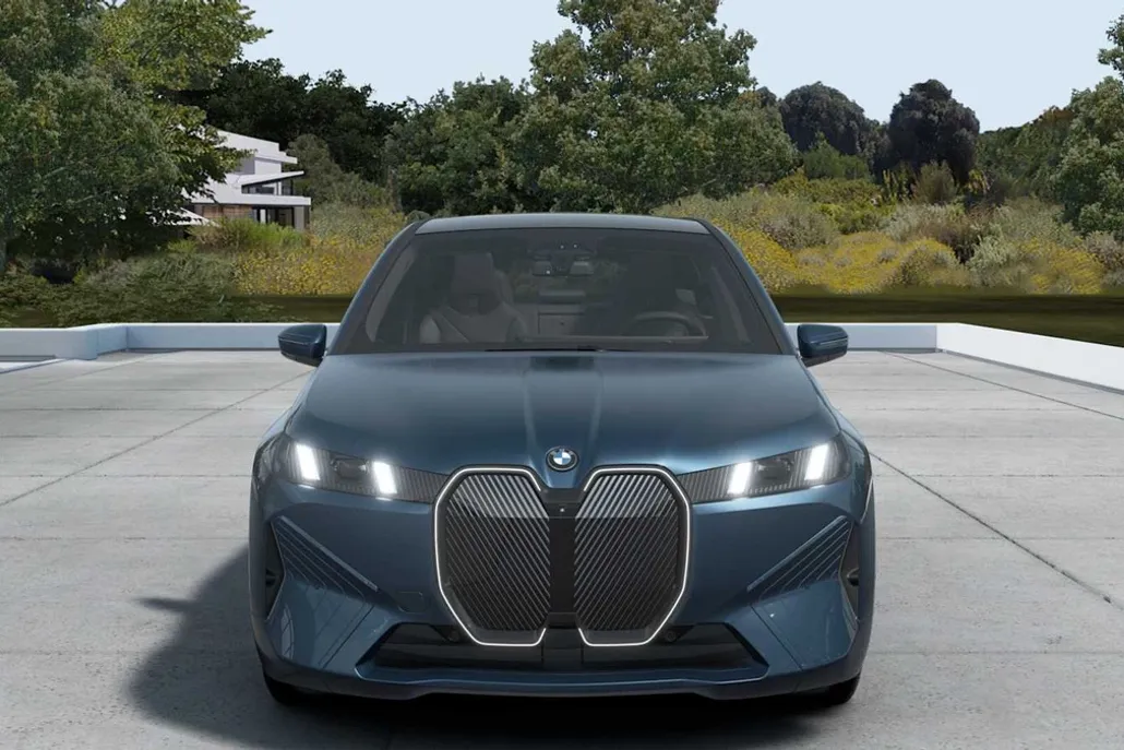 2026 Bmw iX photo 1