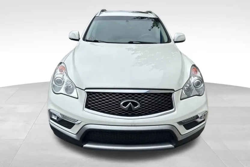 2017 Infiniti QX50 Base photo 1