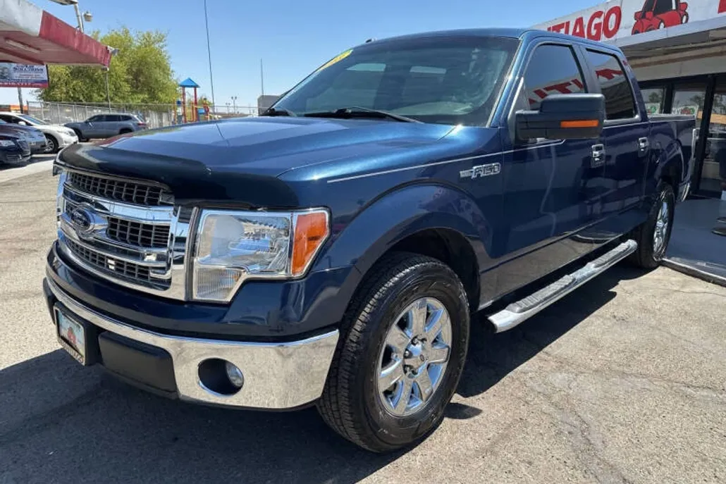 2013 Ford F-150 XLT photo 1