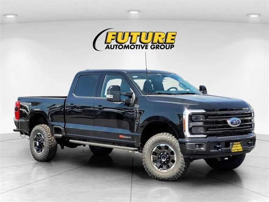 2025 Ford F-350 Platinum photo 1