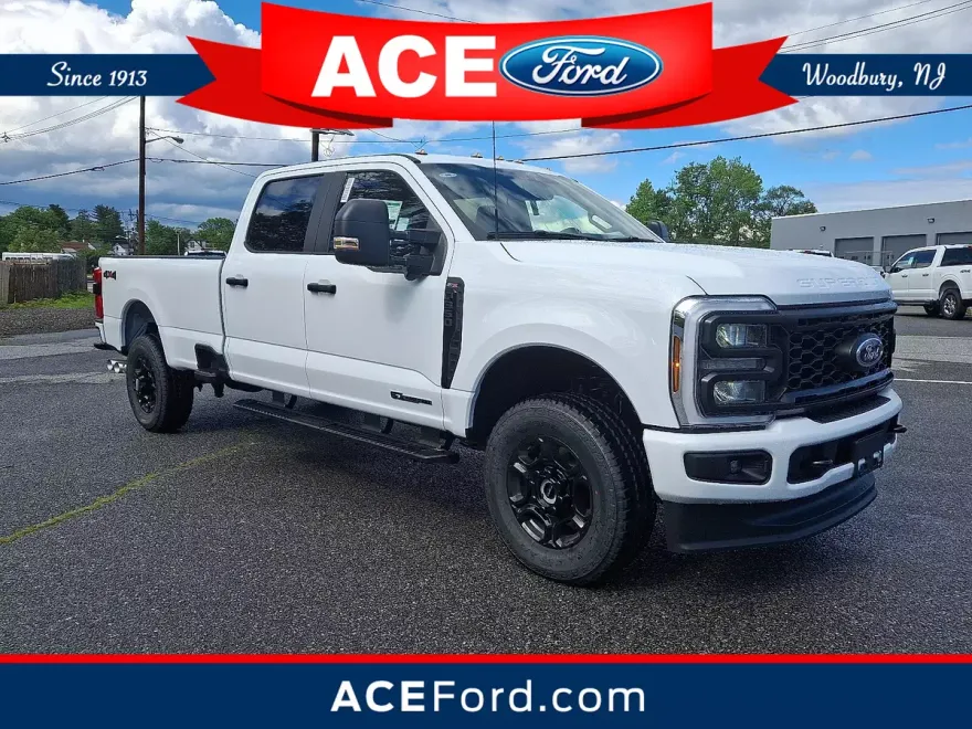 2025 Ford F-350 XL photo 1