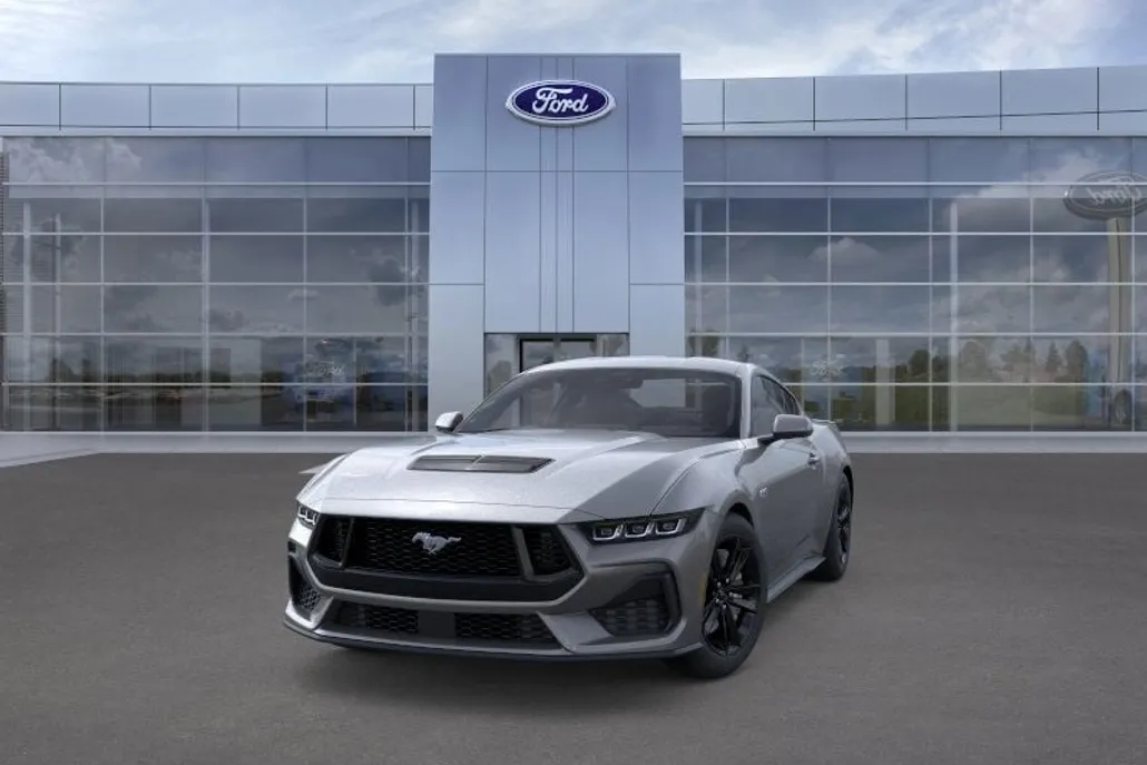 2025 Ford Mustang GT photo 1