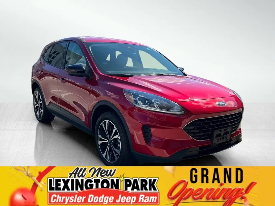 2022 Ford Escape SE photo 1