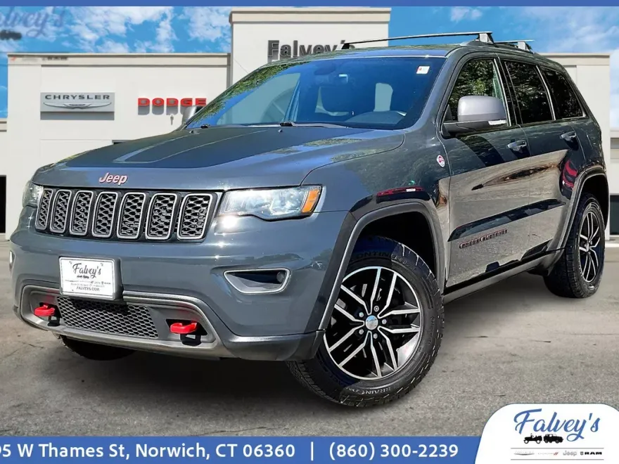2017 Jeep Grand Cherokee Trailhawk photo 1