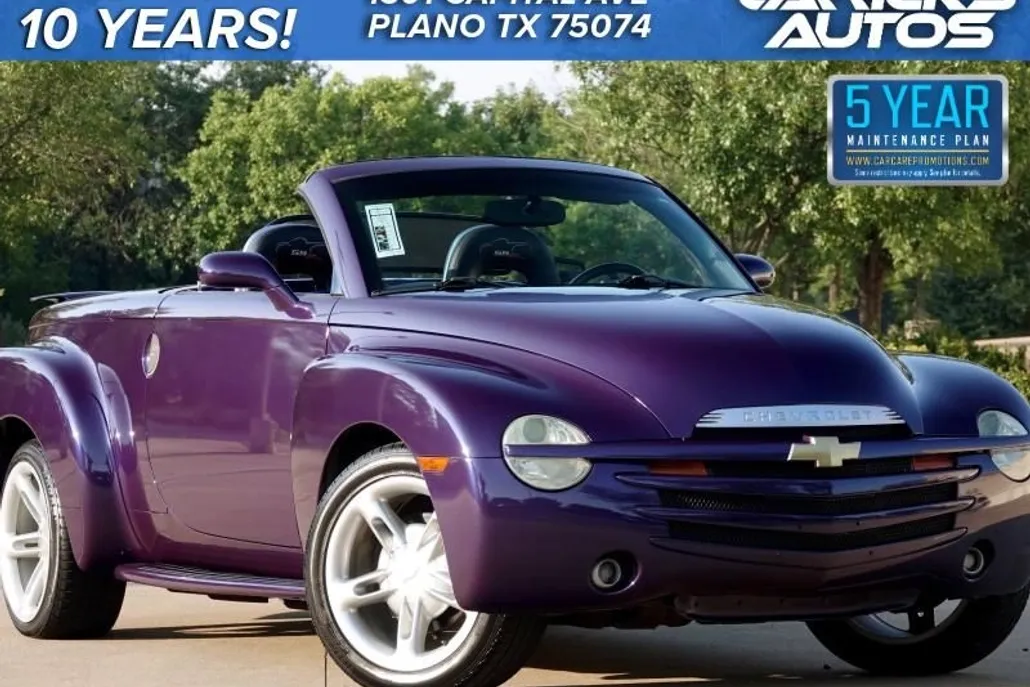 2004 Chevrolet SSR photo 1