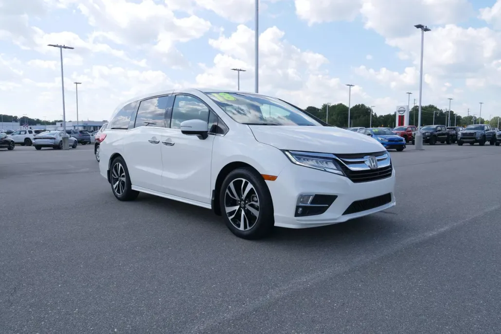 2018 Honda Odyssey Elite photo 1