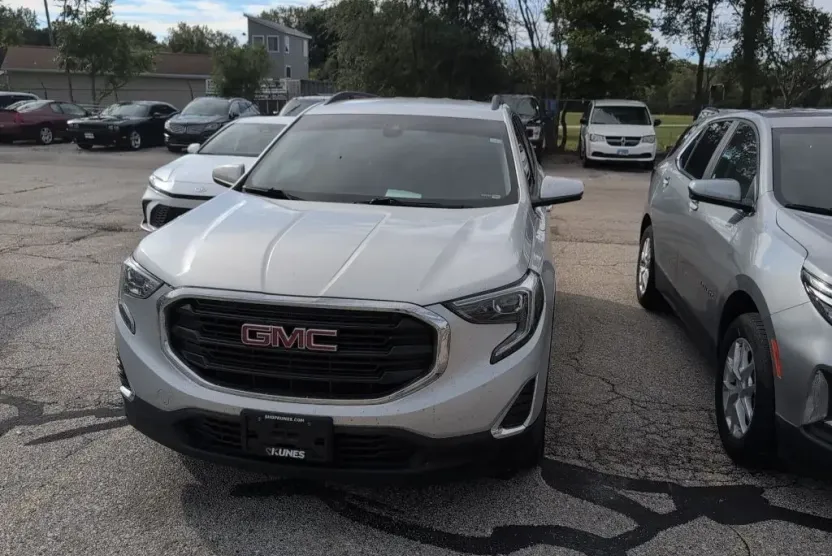 2020 Gmc Terrain SLE photo 1