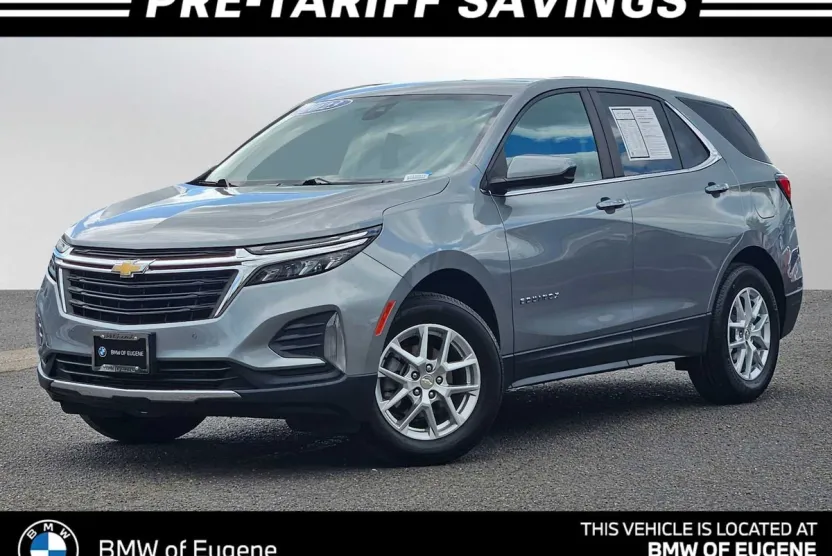 2023 Chevrolet Equinox LT photo 1