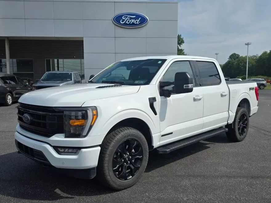 2023 Ford F-150 XLT photo 1
