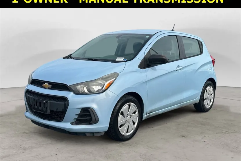 2016 Chevrolet Spark LS photo 1