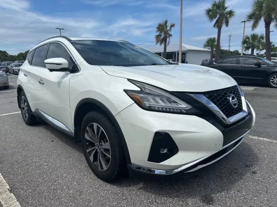 2019 Nissan Murano SV photo 1