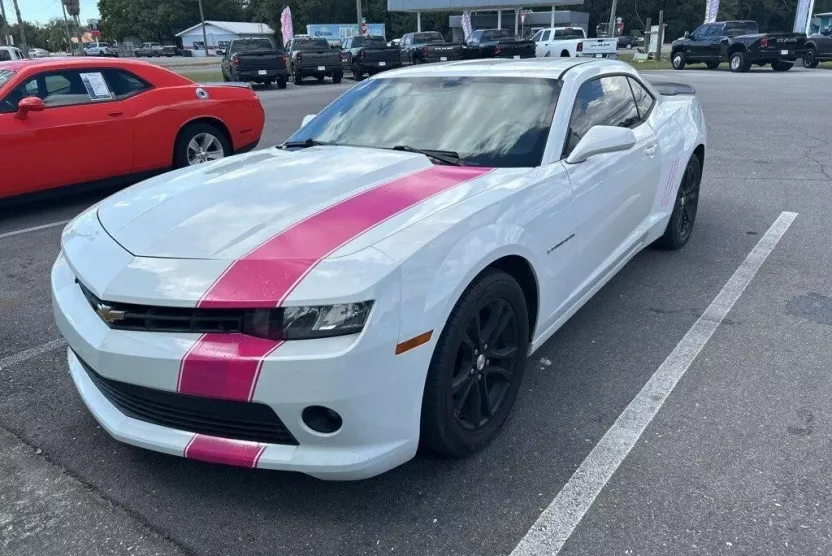 2014 Chevrolet Camaro 1LT photo 1