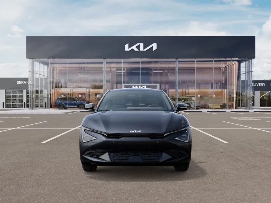 2025 Kia EV6 Light photo 1