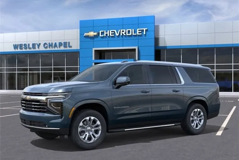2026 Chevrolet Suburban LT photo 1