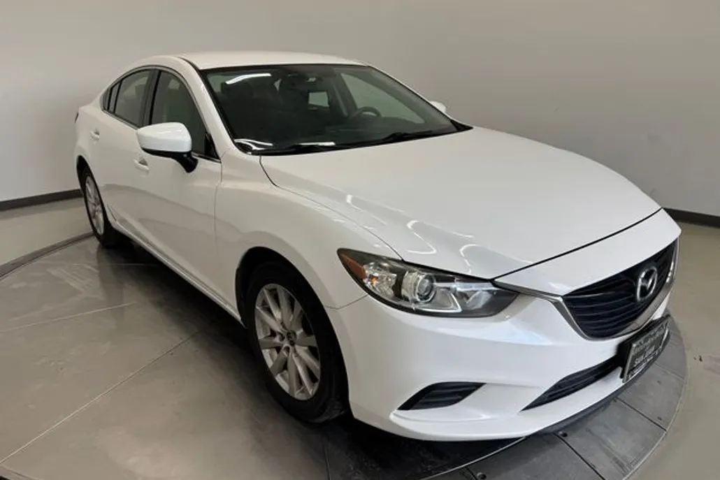 2017 Mazda Mazda6 Sport photo 1