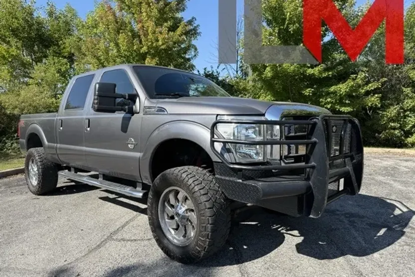 2013 Ford F-250 Lariat photo 1