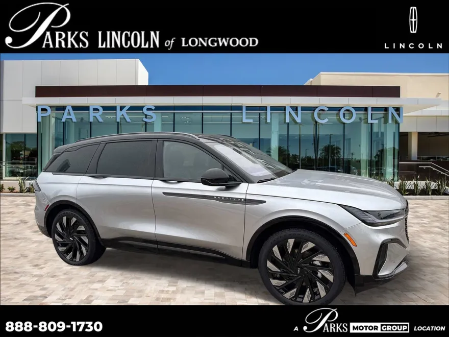 2025 Lincoln Nautilus Reserve photo 1